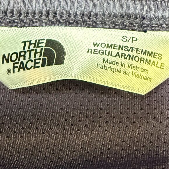 The North Face VaporWick Capri Leggings S Plum EUC Zip Pocket - Picture 9 of 13